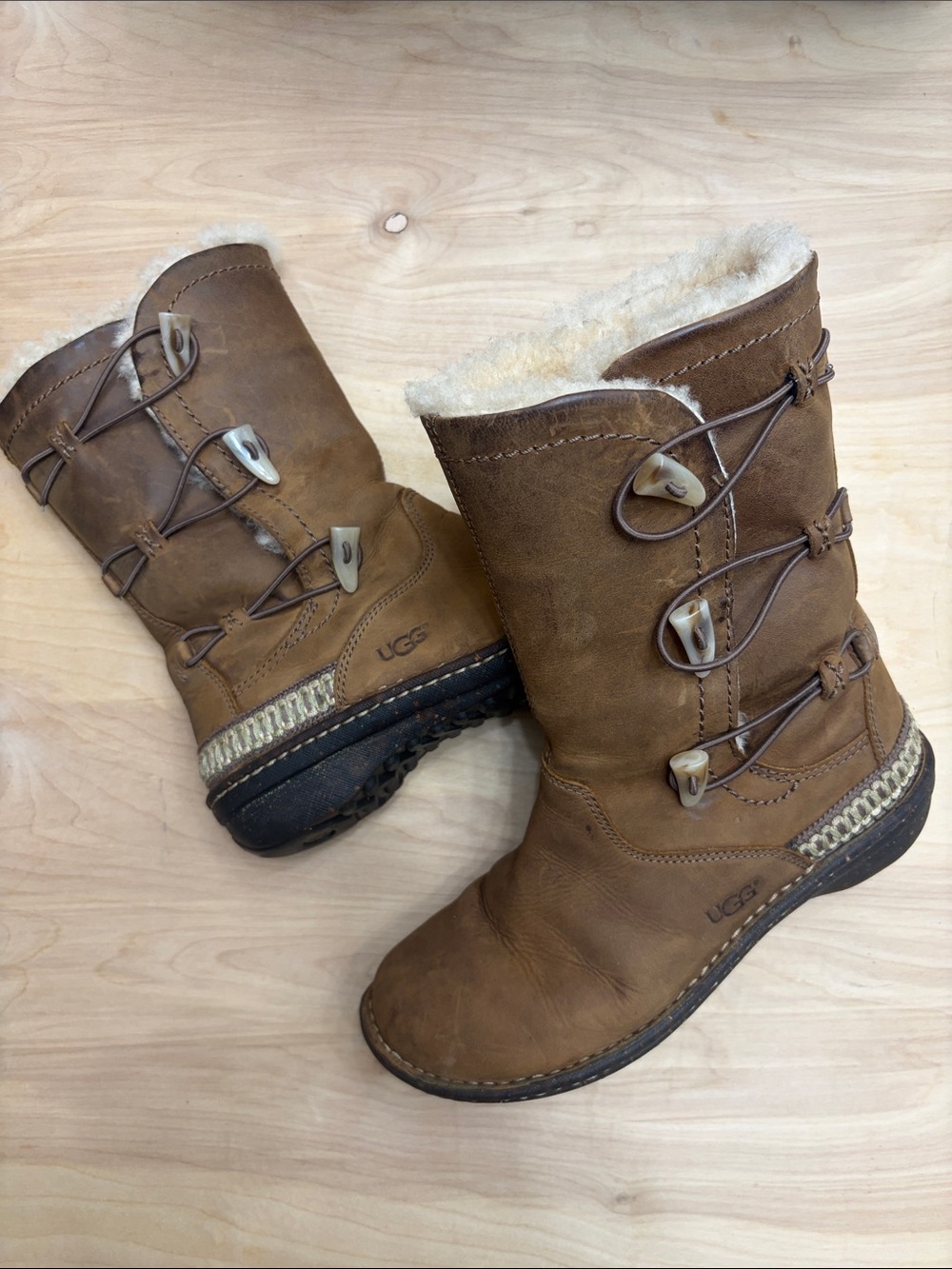 UGG Chestnut Leather Shearling-Trim Toggle Boots